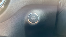 Volvo XC40 2.0 B4P Plus Black Edition 5dr Auto Petrol Estate